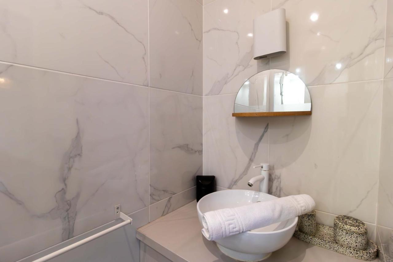 Apartment Center Of Paris By Studio Prestige ภายนอก รูปภาพ