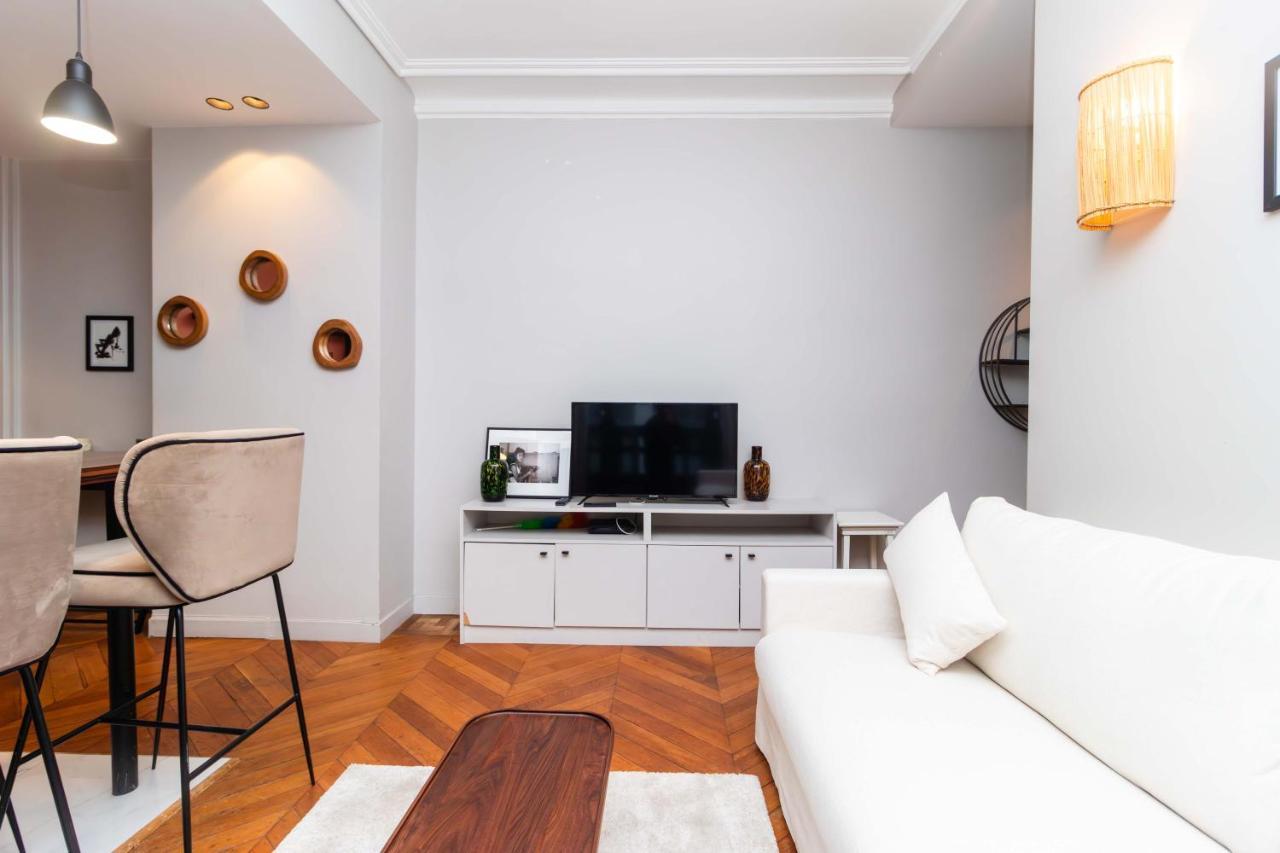 Apartment Center Of Paris By Studio Prestige ภายนอก รูปภาพ